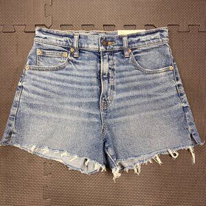 American Eagle Distressed High-Waisted Stretch Denim Shorts Womens Size 2W